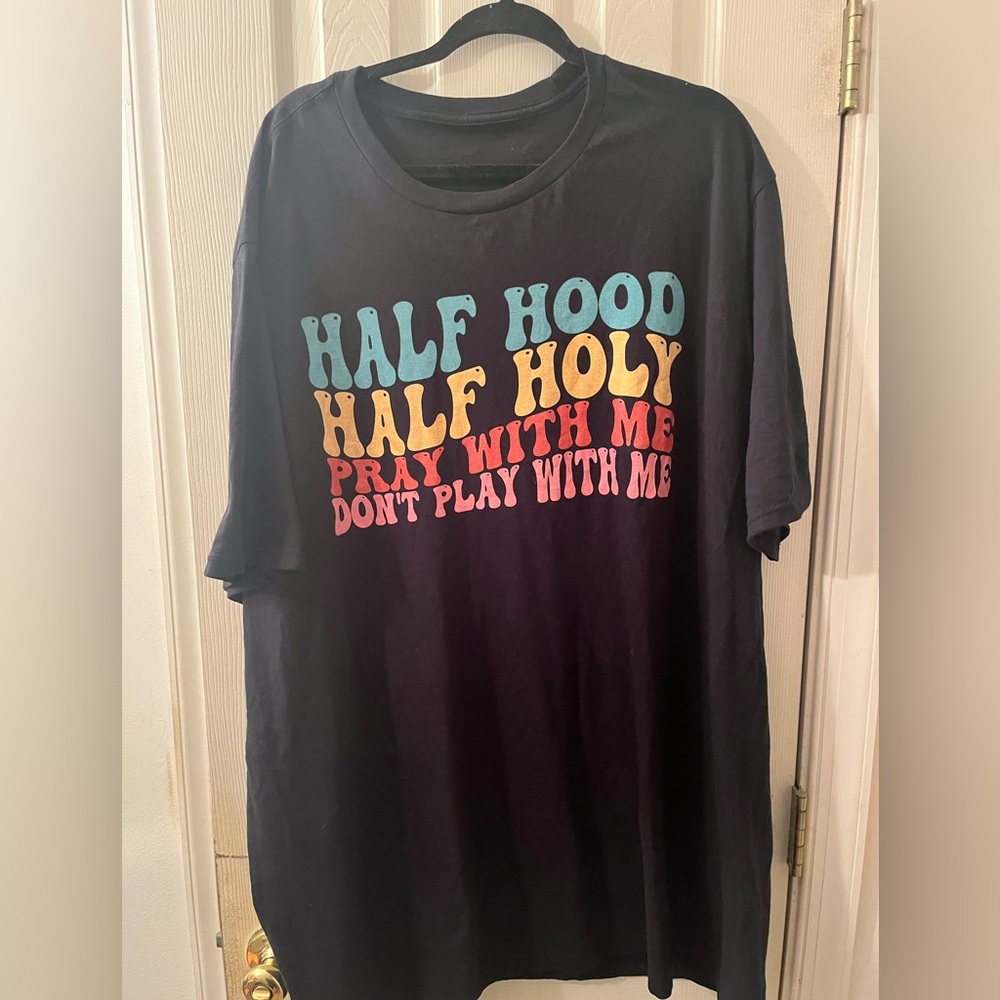 3XLT Unisex Amazon Black Tee with Vibrant Text - Picture 2 of 5